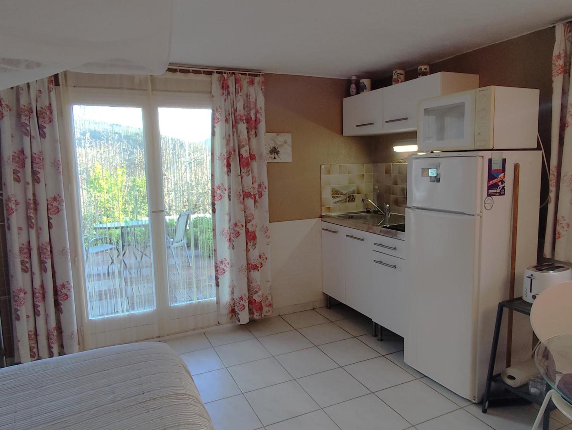 Studio Le Romantique A 20 Kms De Nice Bendejun Luaran gambar